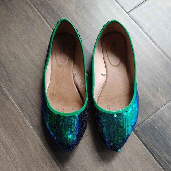 NOT FOR SALE Sequin Mermaid Flats - Picture 1 of 3